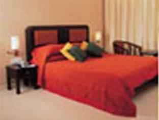 Hotel Highway Garden Kochi Bagian luar foto